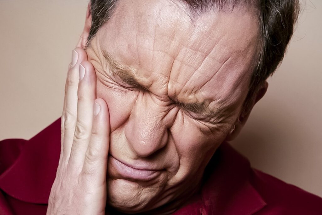 Are Dentures Painful? Comprehensive Guide to Denture Comfort